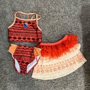 Disney girls Moana swimsuit with skirt size 4/5
